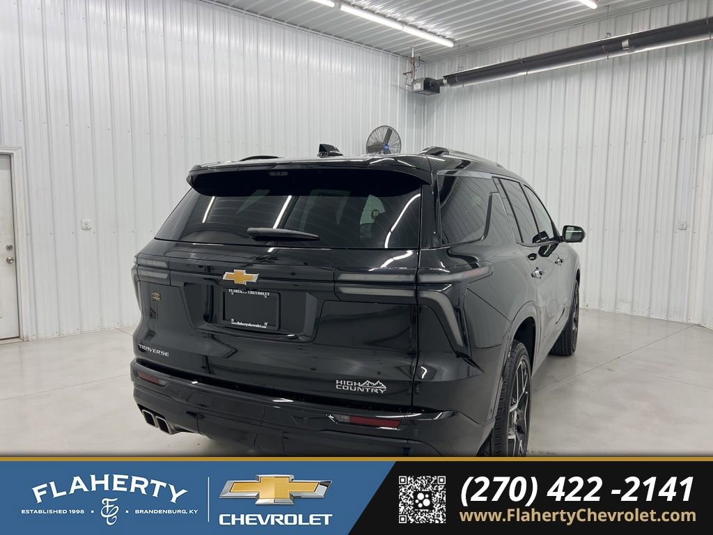 New 2026 Chevrolet Traverse High Country image 3