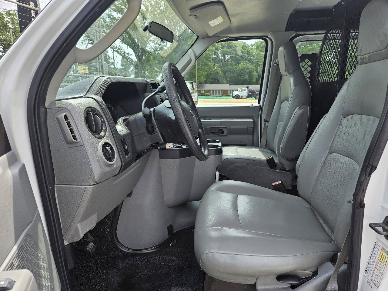 Used 2012 Ford E-250 and Econoline 250 w/ PWR Group RWD image 10