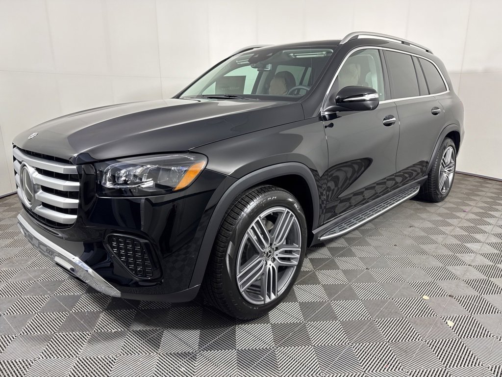 New 2026 Mercedes-Benz GLS 450 4MATIC image 1