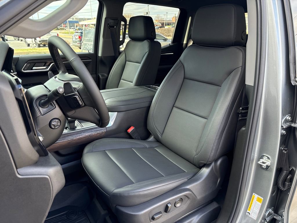New 2026 GMC Sierra 1500 SLT w/ SLT Premium Plus Package image 17