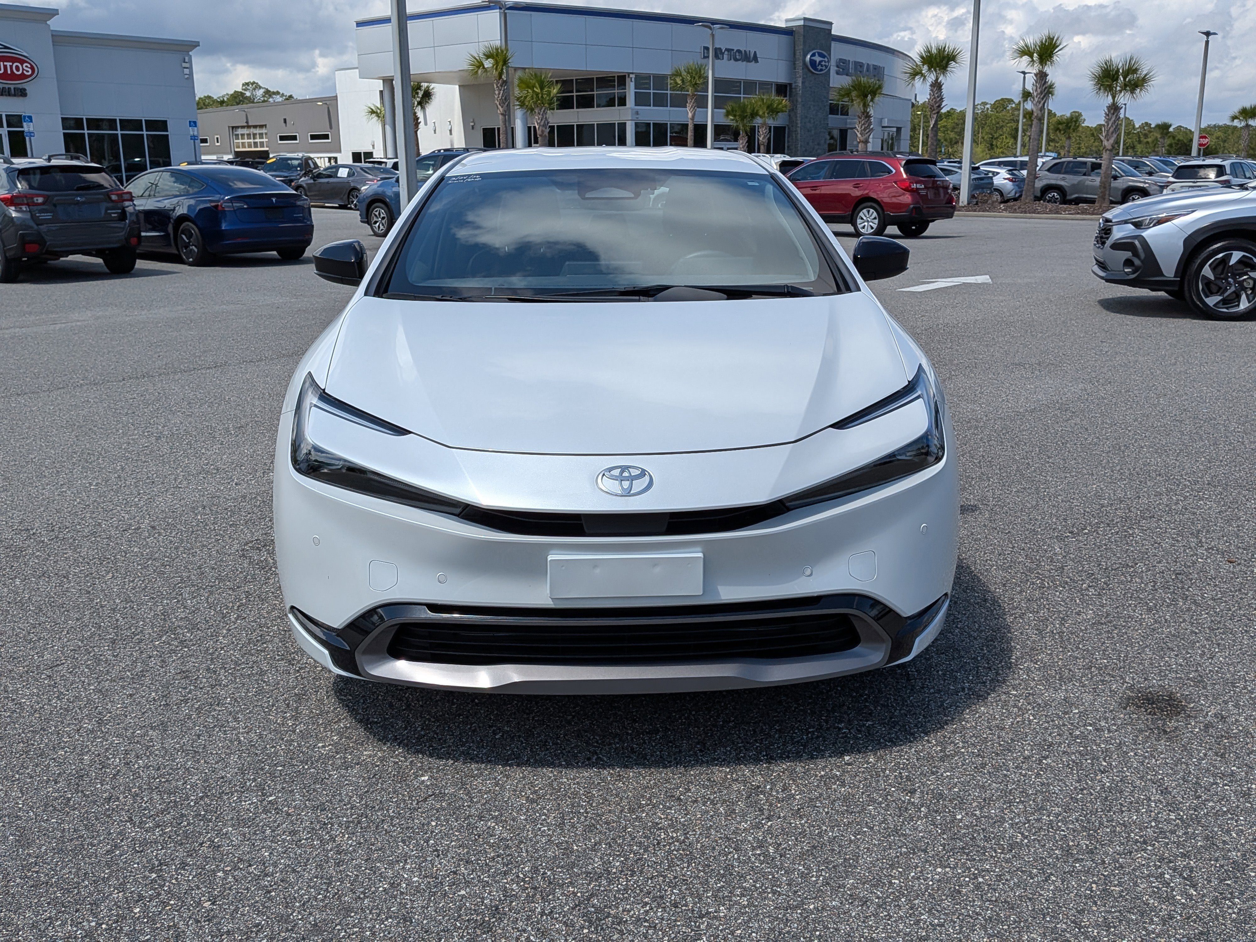 Used 2024 Toyota Prius XLE image 8