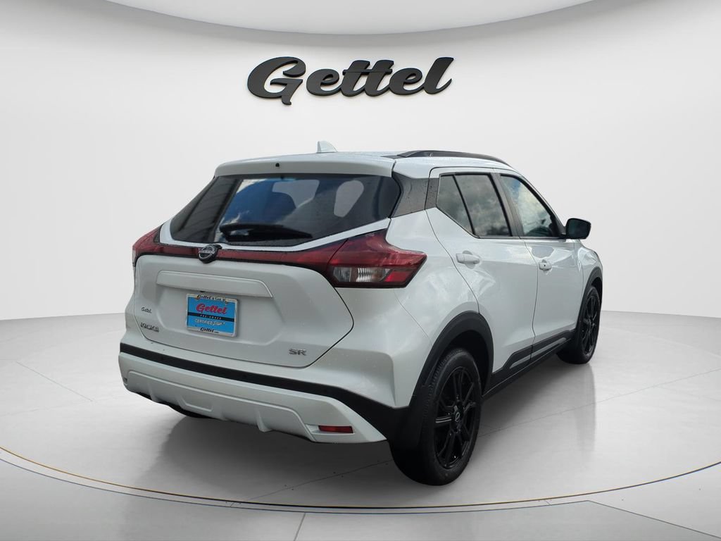 Certified 2024 Nissan Kicks SR w/ SR Premium Package FWD image 4