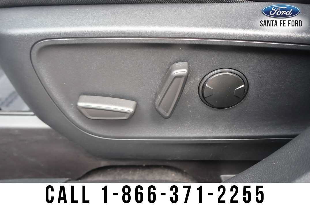 Used 2025 Ford Escape SE FWD image 13