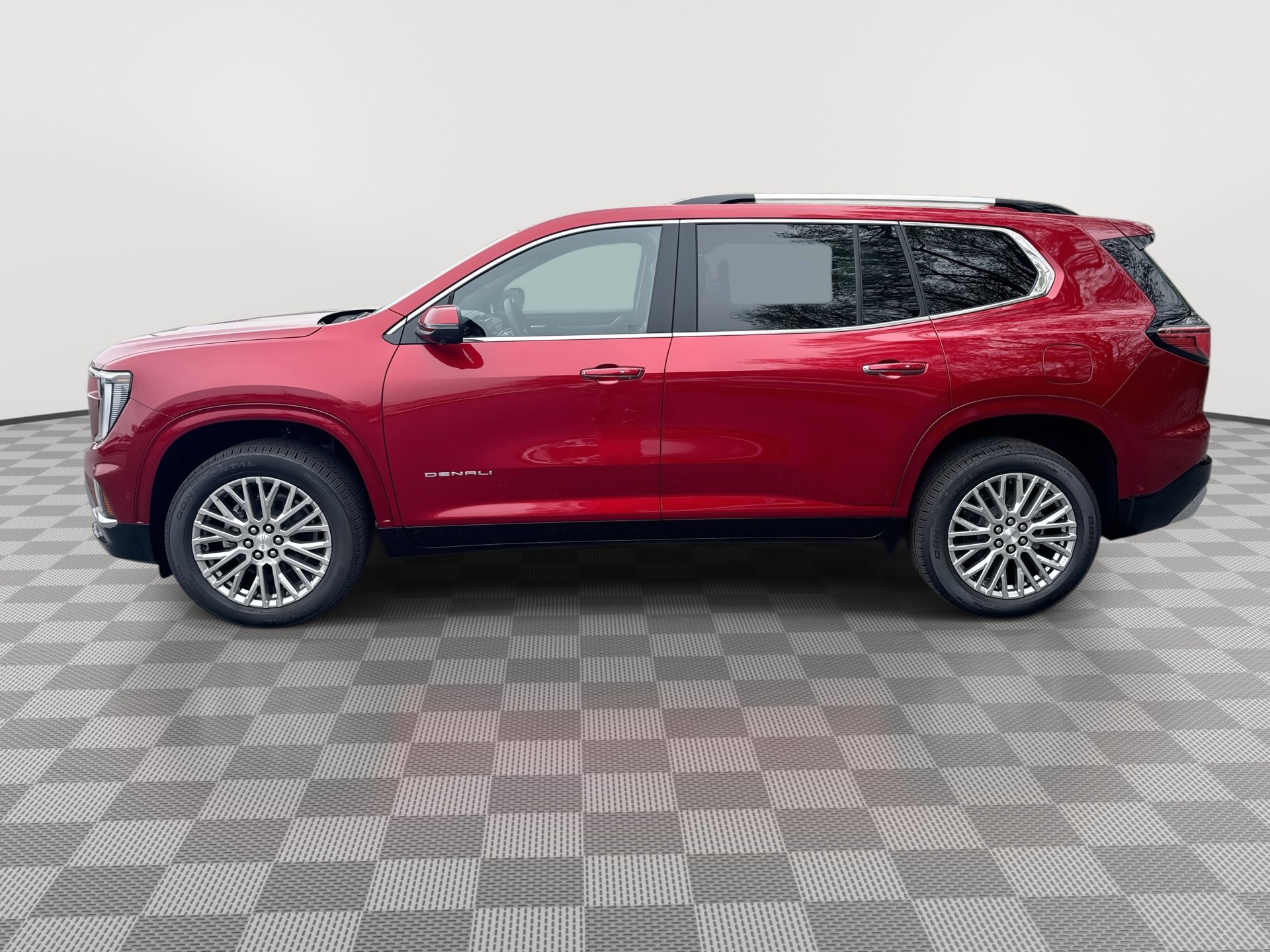 New 2026 GMC Acadia Denali w/ Super Cruise Package image 5