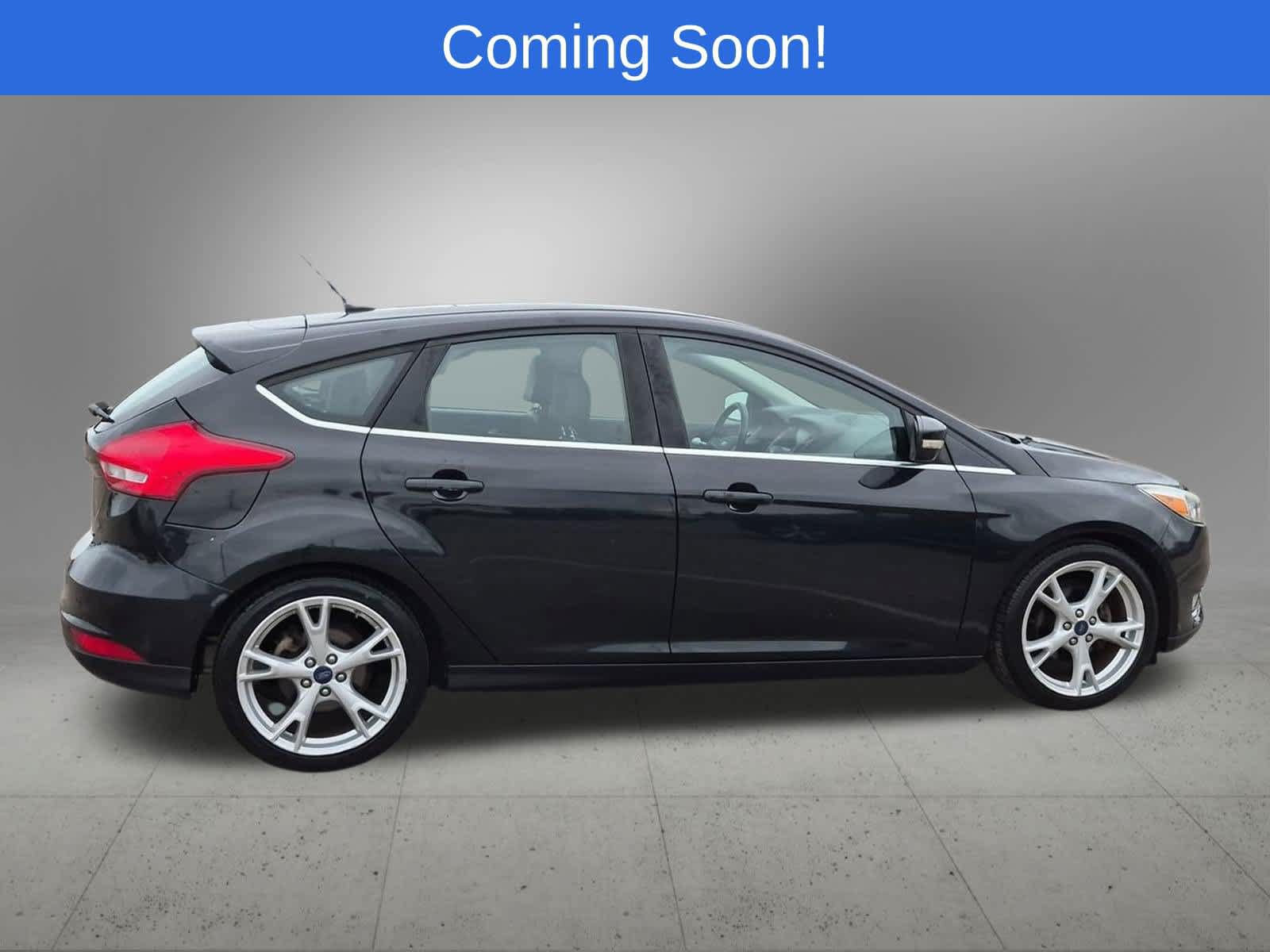 Used 2015 Ford Focus Titanium w/ Titanium Technology Package FWD image 7