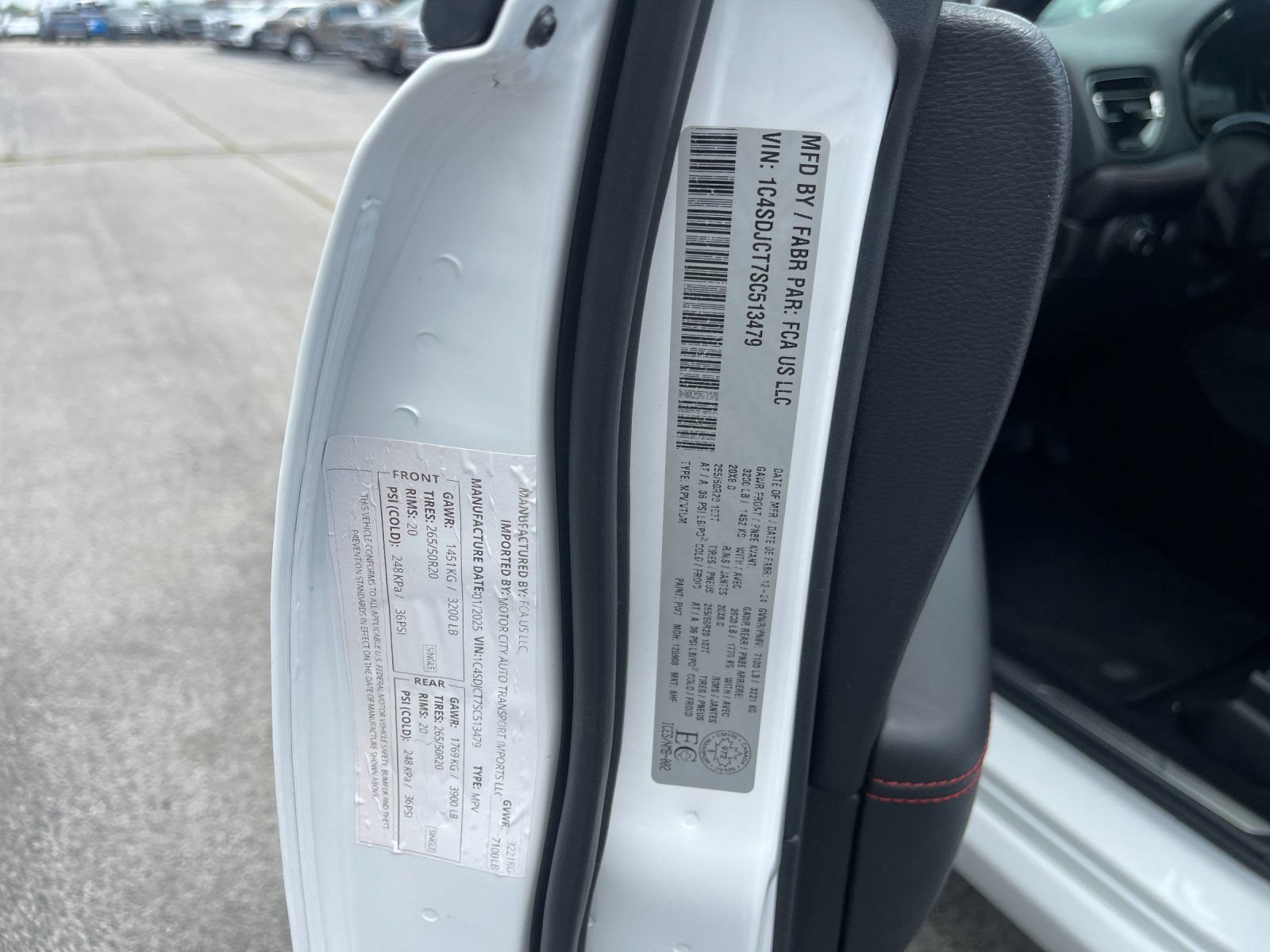 Used 2025 Dodge Durango R/T AWD/4WD image 35