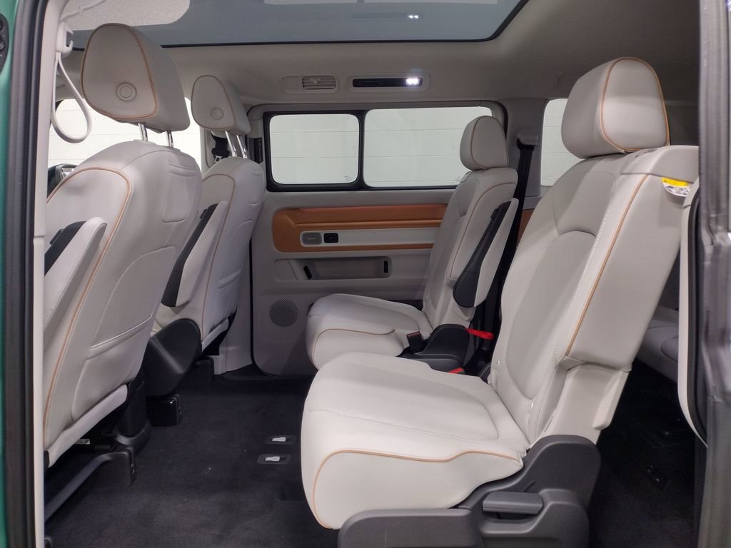 New 2025 Volkswagen ID. Buzz Pro S Plus image 27