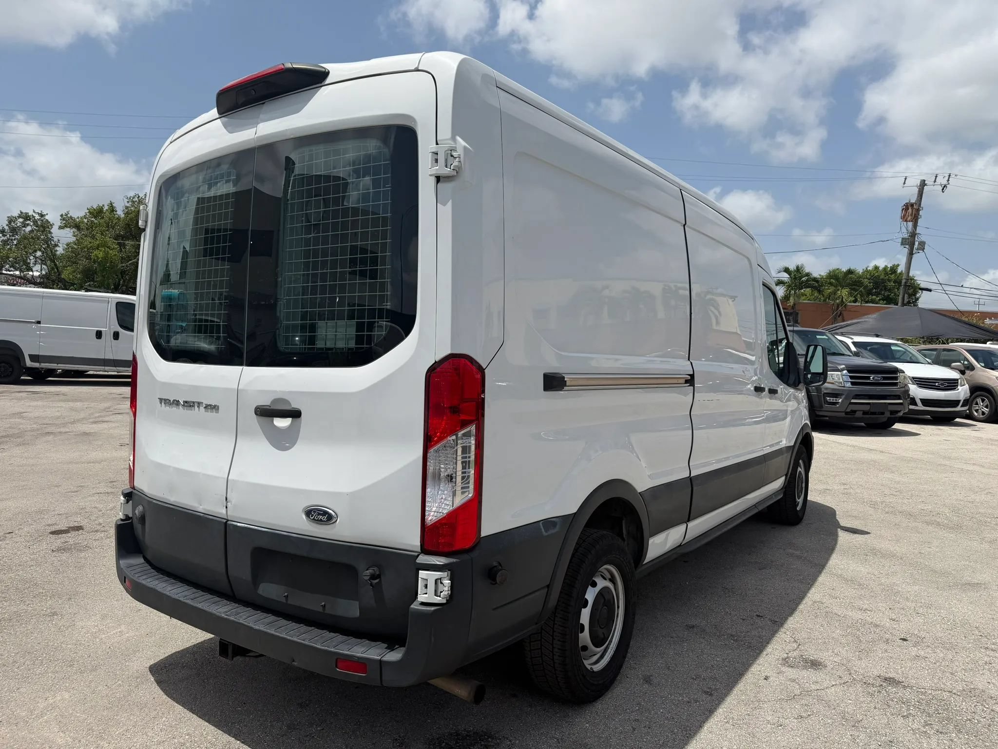 Used 2020 Ford Transit 250 Medium Roof w/ Interior Upgrade Package RWD image 6