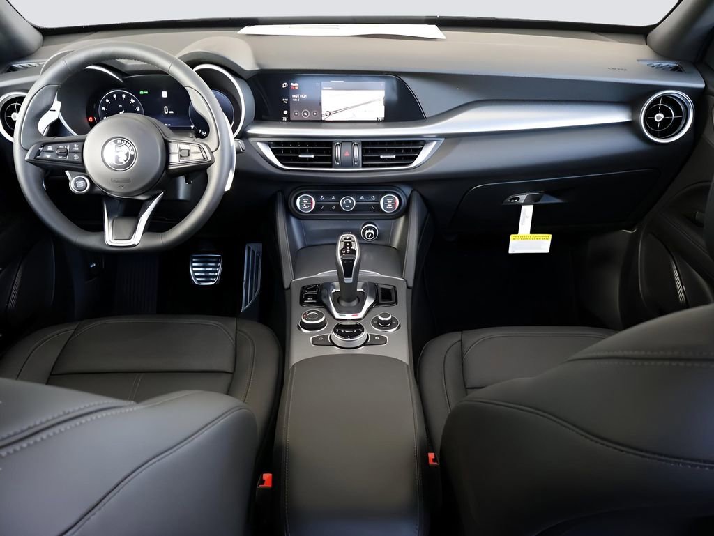 New 2025 Alfa Romeo Stelvio Sprint image 15