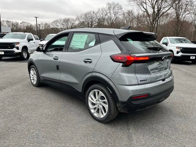 New 2027 Chevrolet Bolt LT w/ Comfort Package FWD image 9