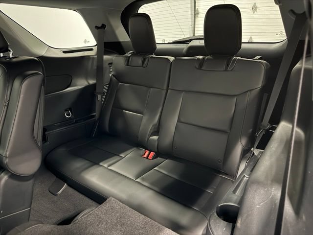 Used 2023 Ford Explorer XLT w/ Equipment Group 202A AWD/4WD image 30
