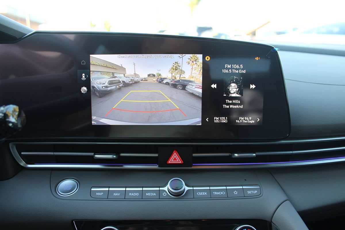 Used 2024 Hyundai Elantra SEL FWD image 25