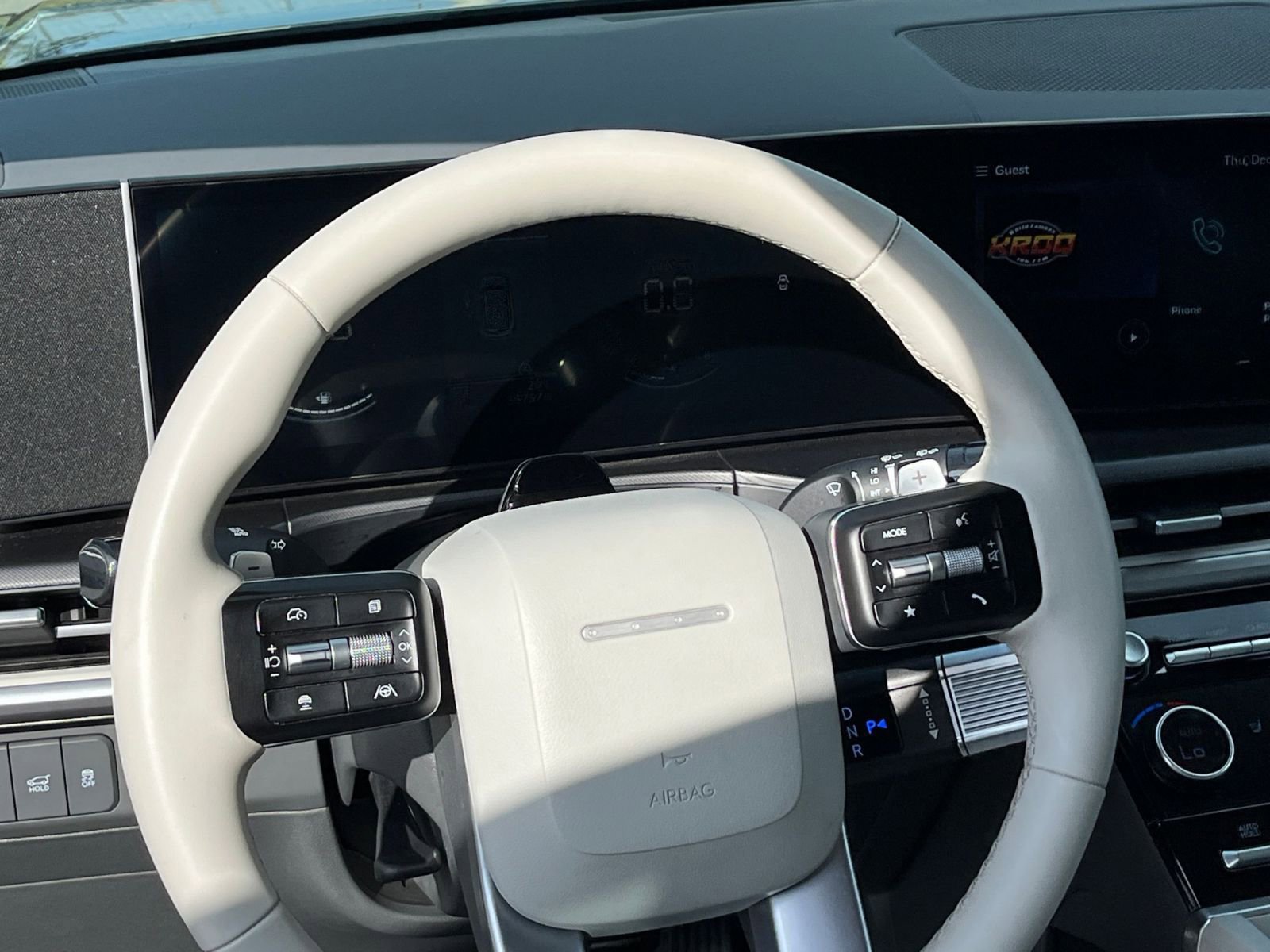 Used 2025 Hyundai Santa Fe SEL image 29