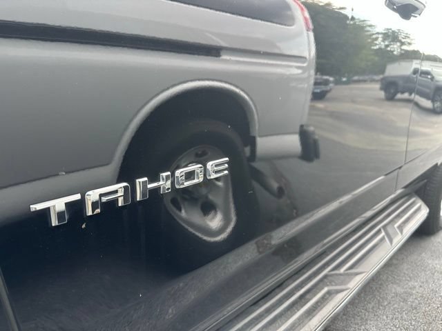 Used 2024 Chevrolet Tahoe Premier AWD/4WD image 9