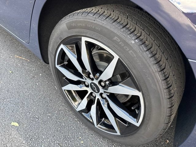 Used 2025 Chevrolet Malibu RS FWD image 30