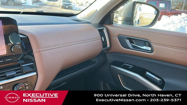 Certified 2025 Nissan Pathfinder Platinum image 20