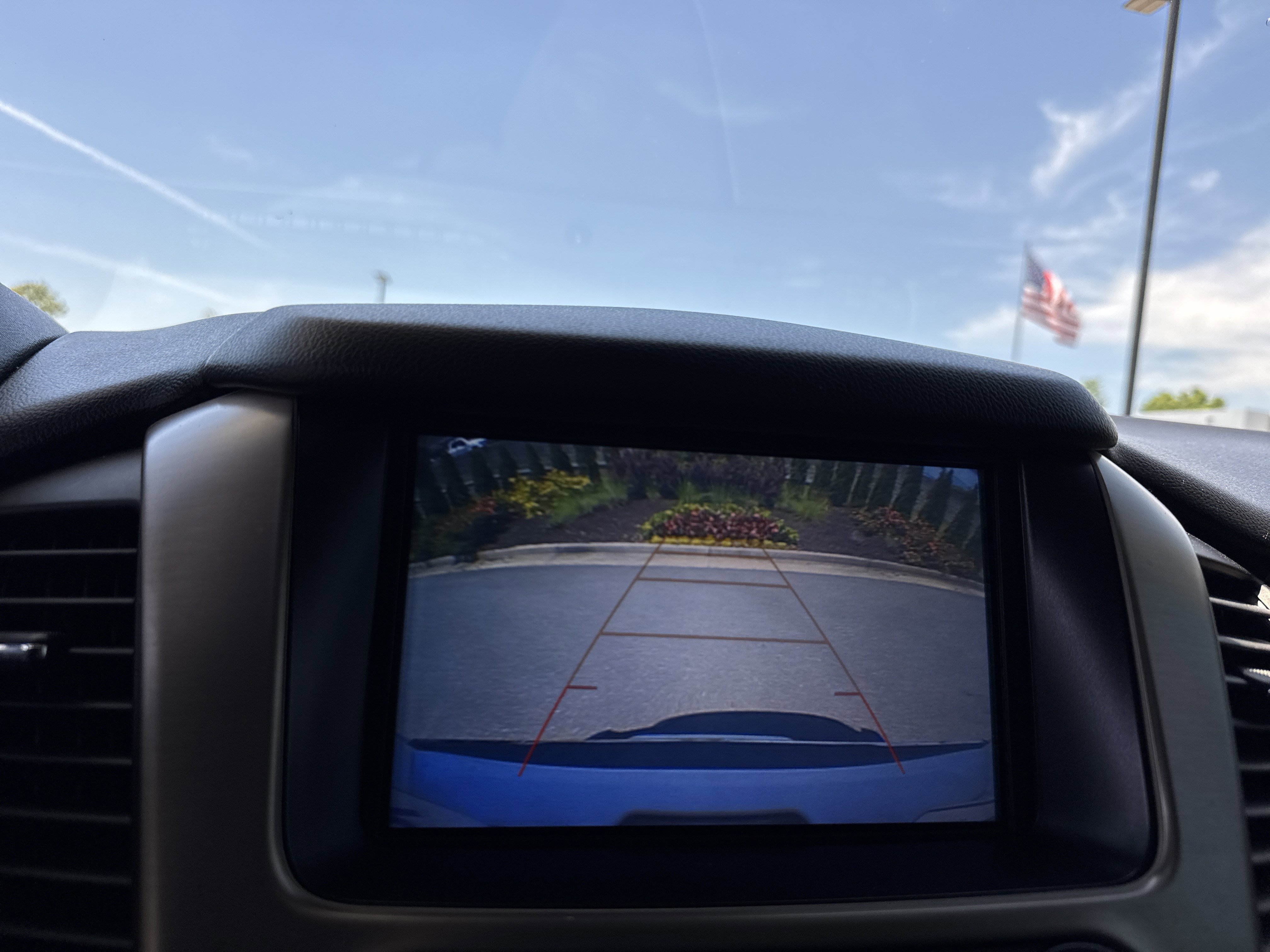 Used 2018 GMC Yukon XL Denali RWD image 27