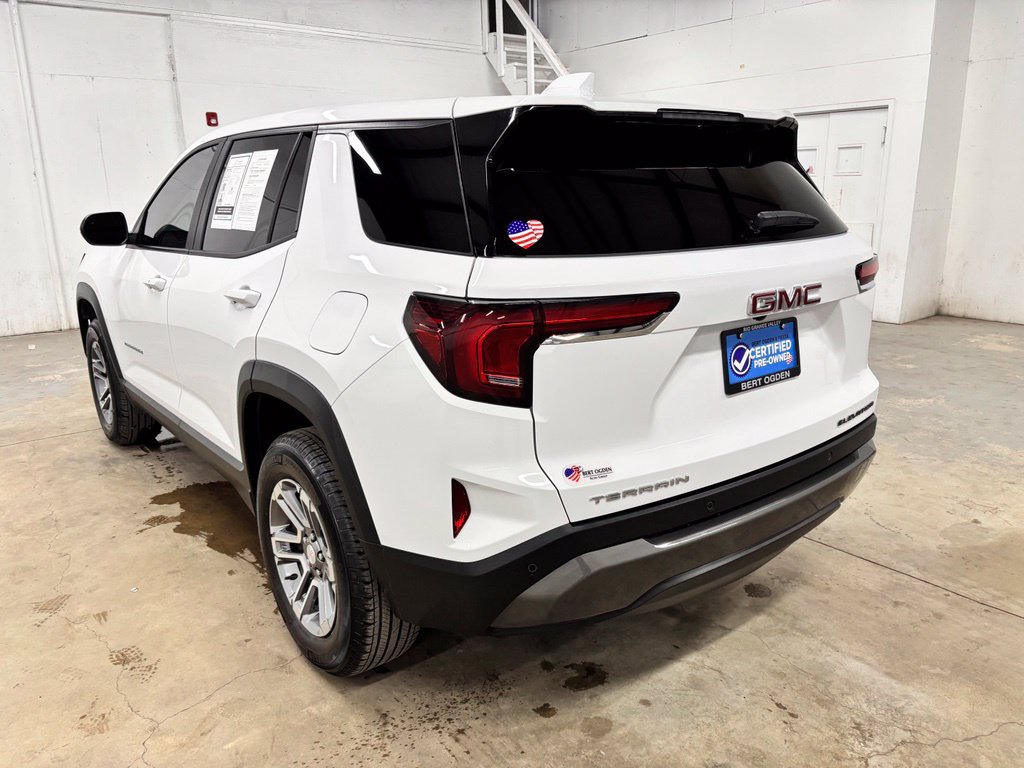 Used 2026 GMC Terrain Elevation FWD image 4