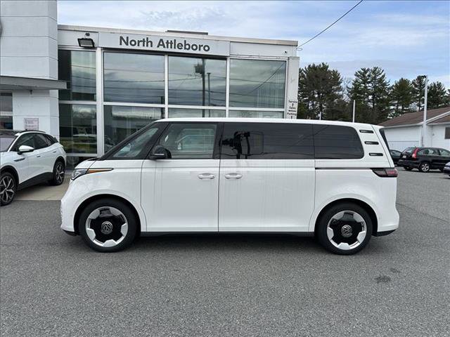 New 2025 Volkswagen ID. Buzz Pro S image 3