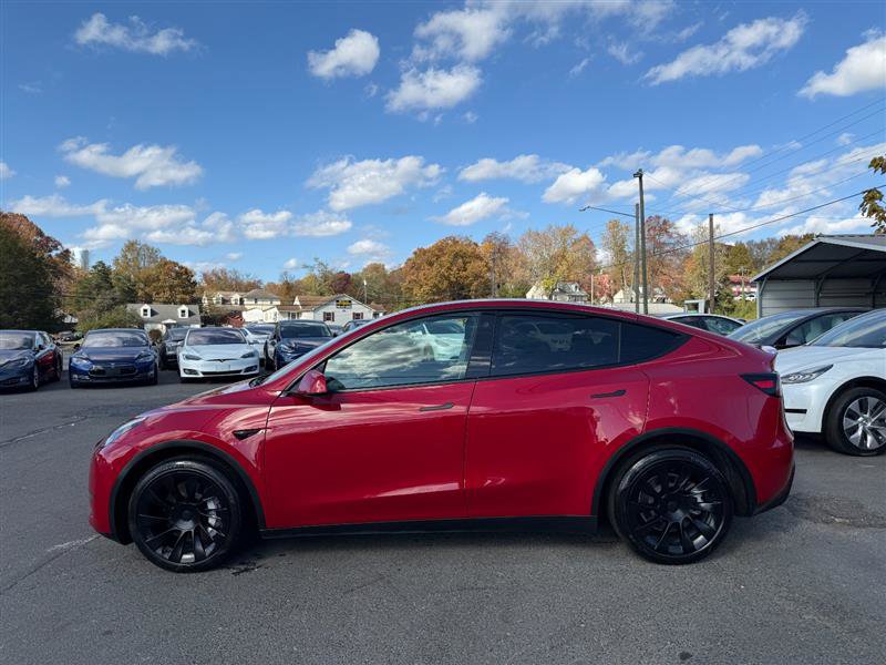 Used 2024 Tesla Model Y Long Range image 2
