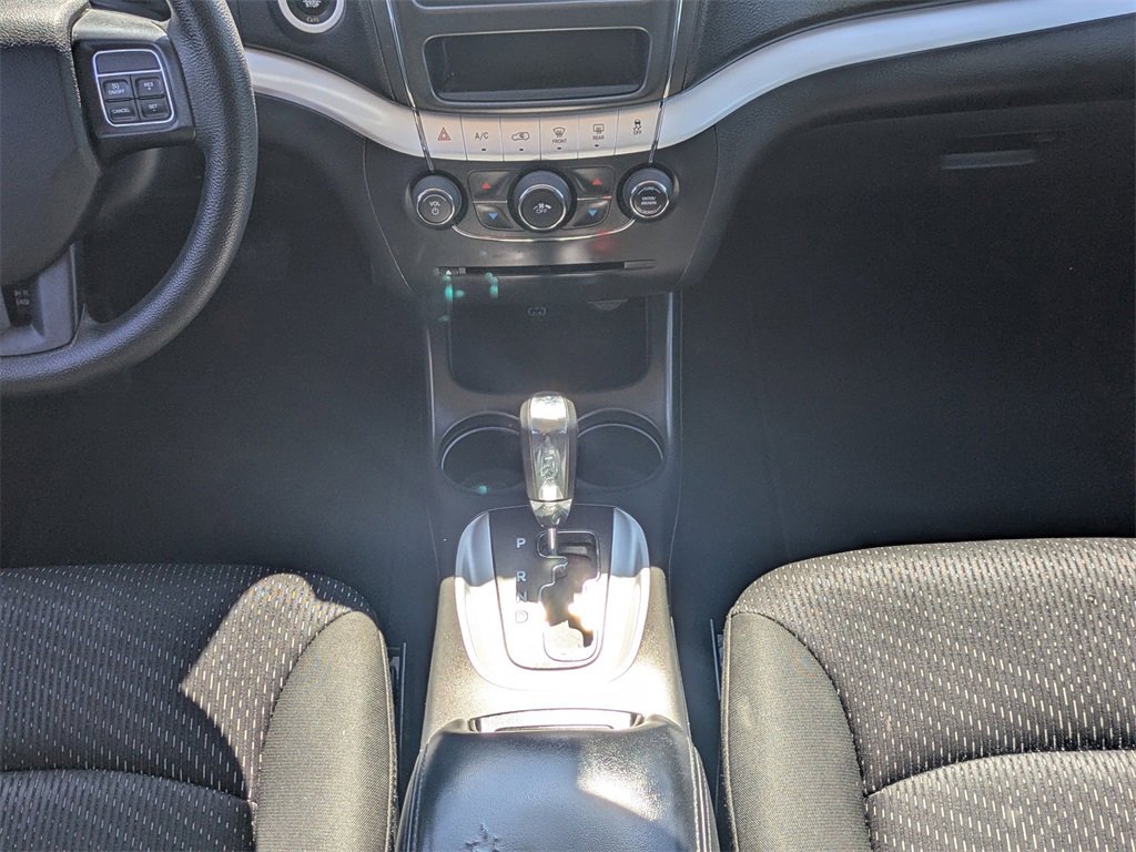 Used 2019 Dodge Journey SE image 19