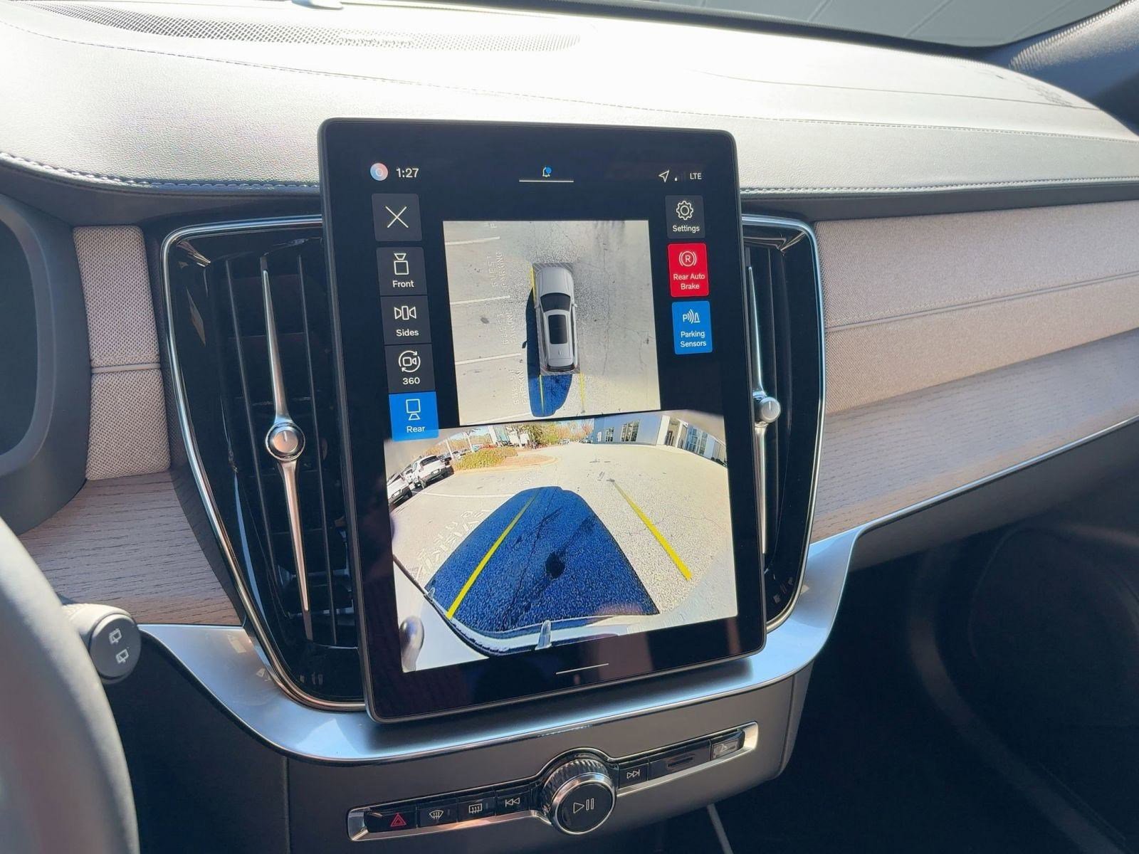 New 2026 Volvo XC90 T8 Plus w/ Protection Package image 24