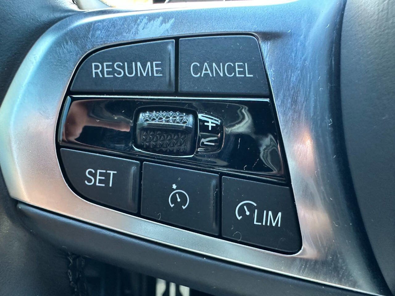 Used 2023 BMW 330e w/ M Sport Package image 34