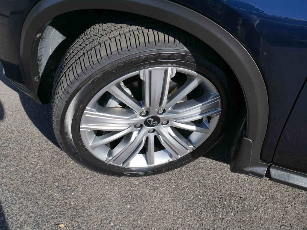 Used 2020 INFINITI QX50 Sensory w/ Proactive Package image 12