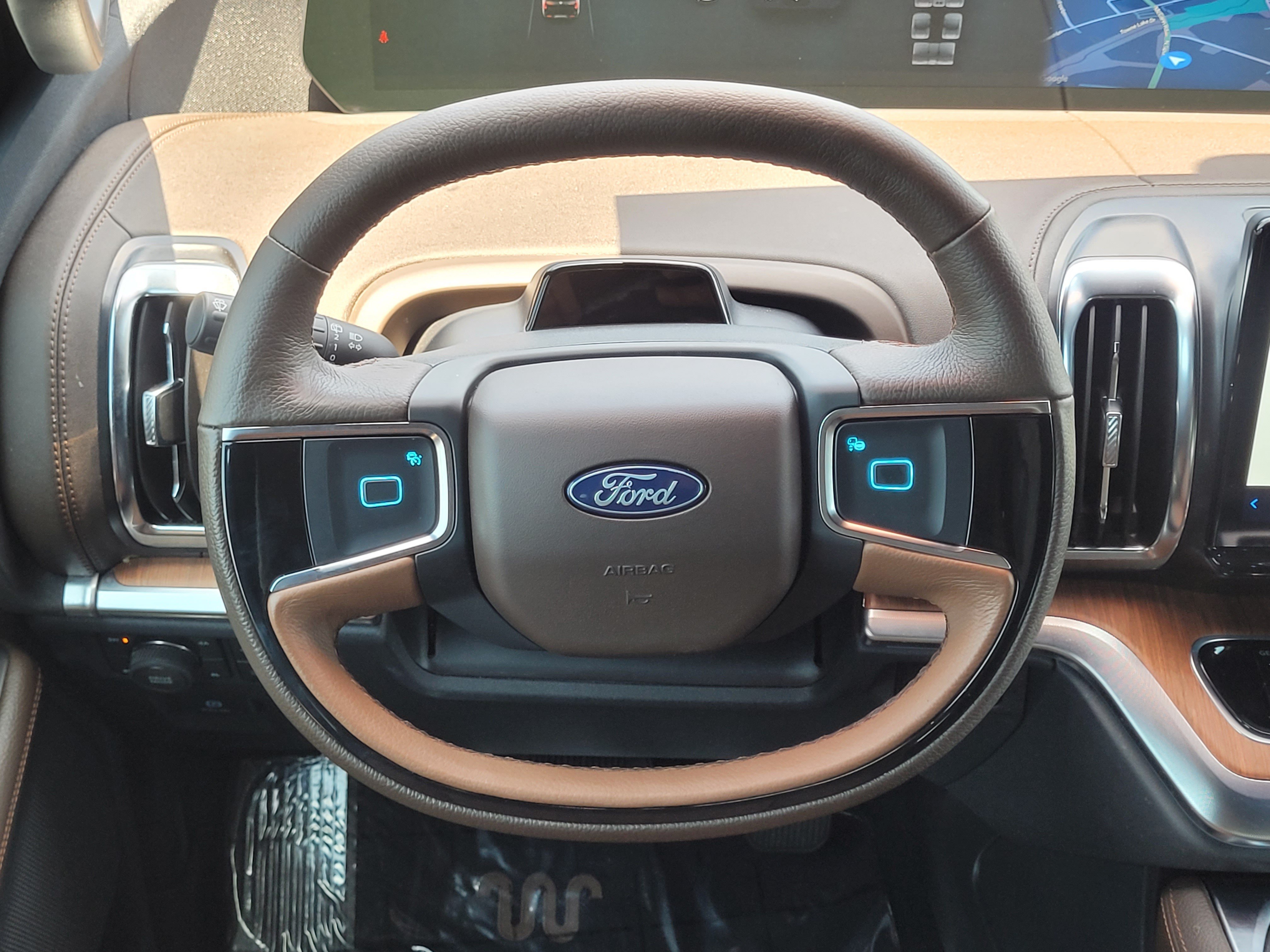 Used 2025 Ford Expedition King Ranch AWD/4WD image 11