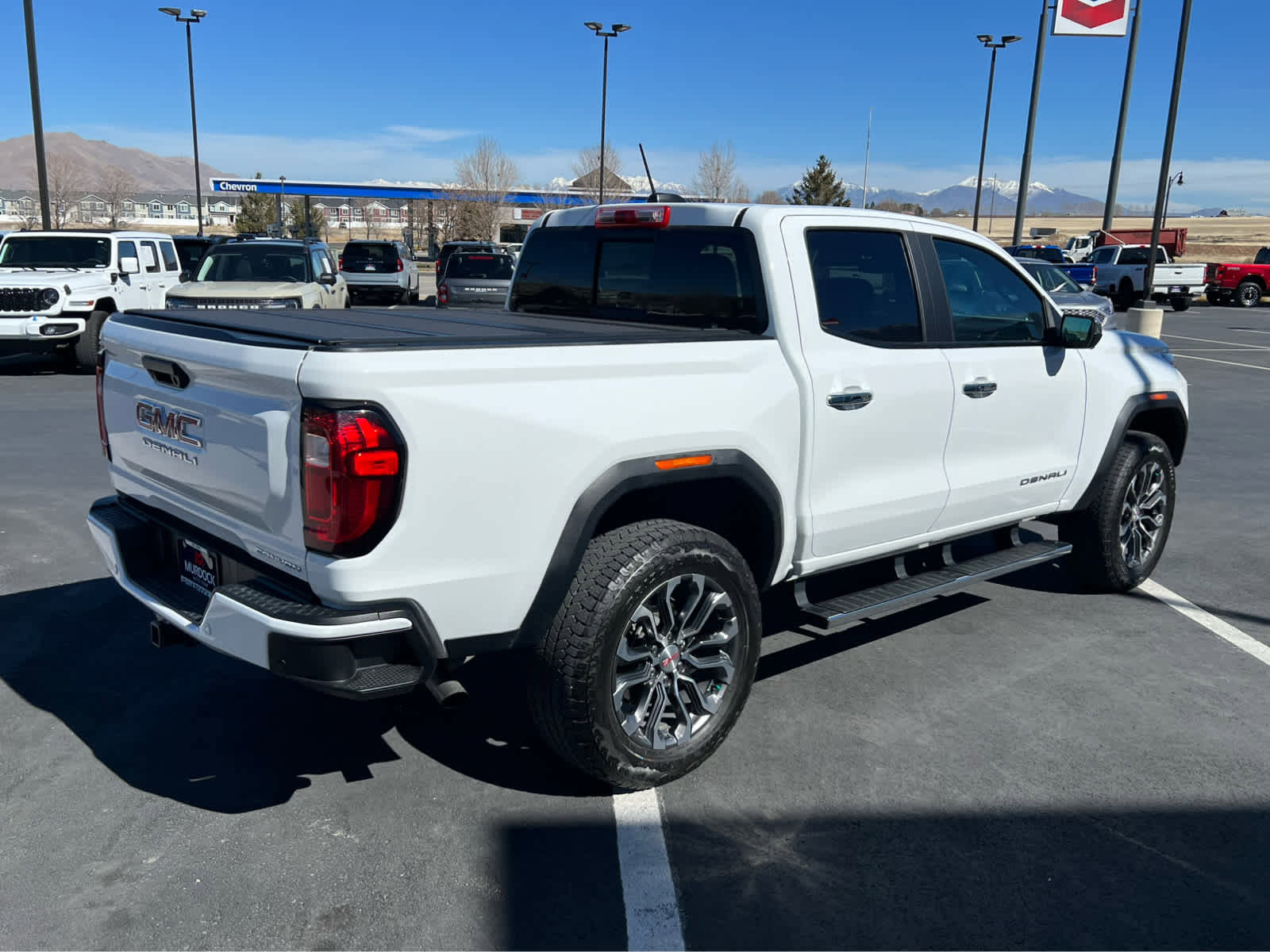 Used 2023 GMC Canyon Denali image 7