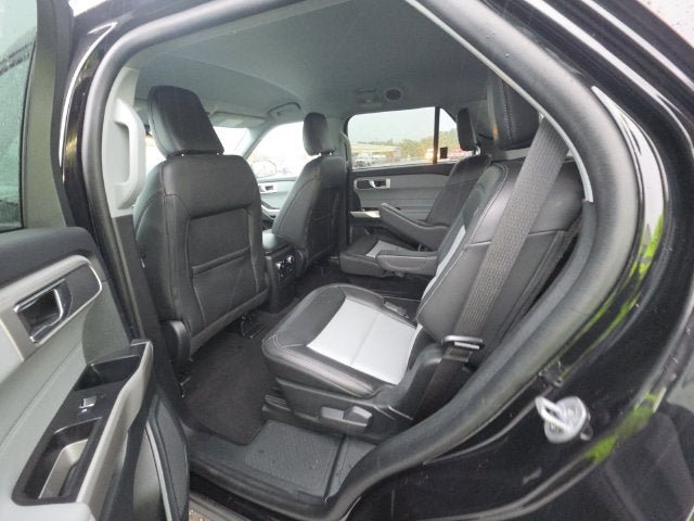 Certified 2023 Ford Explorer XLT w/ Equipment Group 202A AWD/4WD image 25
