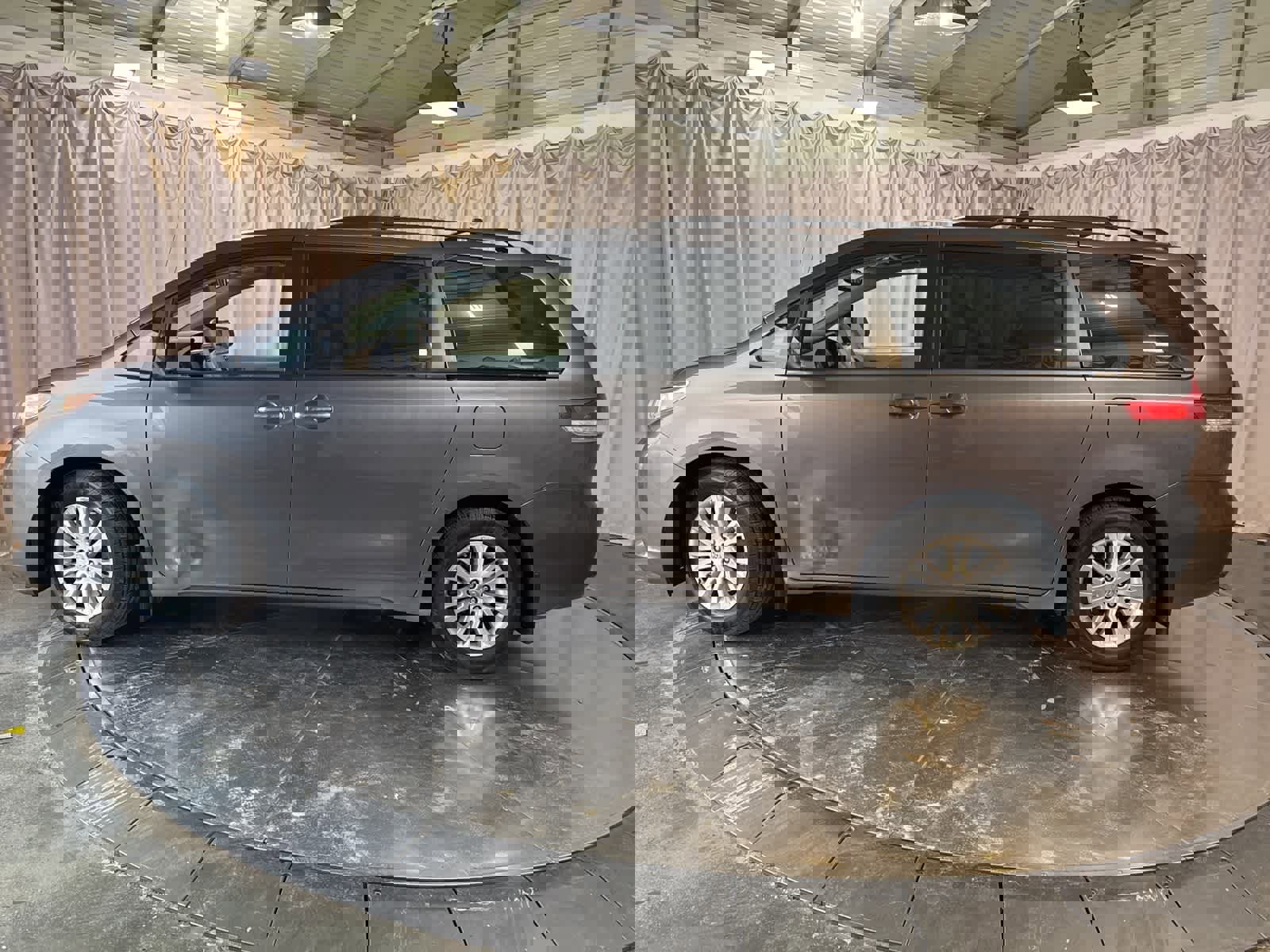 Used 2014 Toyota Sienna XLE image 5