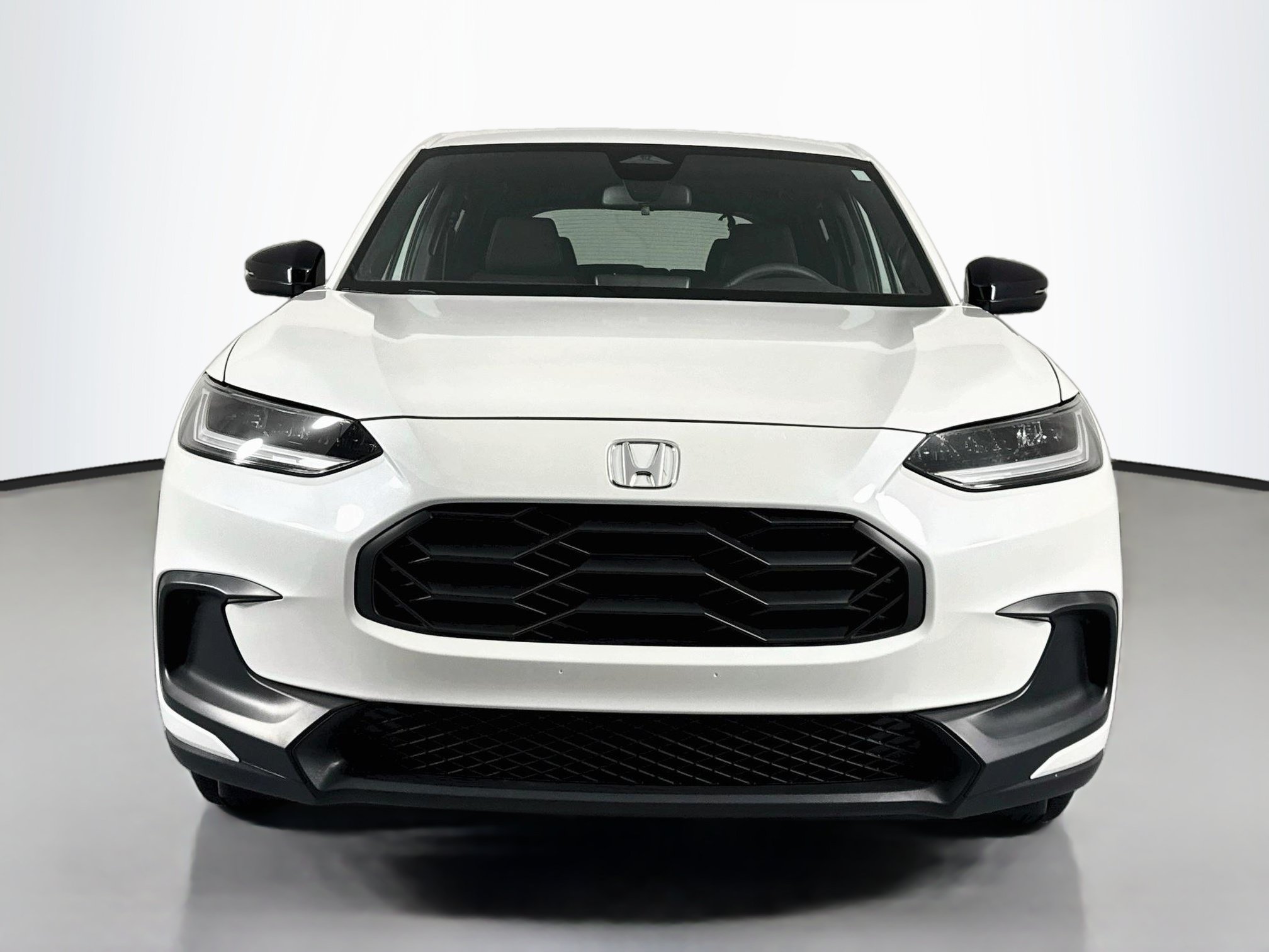 Certified 2025 Honda HR-V Sport image 2