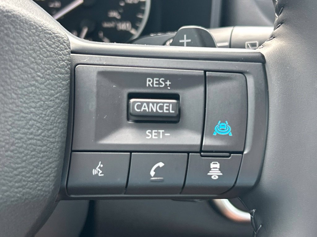 Certified 2026 Nissan Rogue Dark Armor FWD image 29