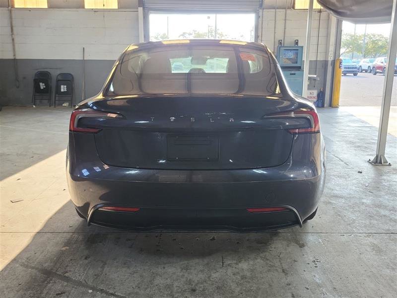 Used 2024 Tesla Model 3 image 3