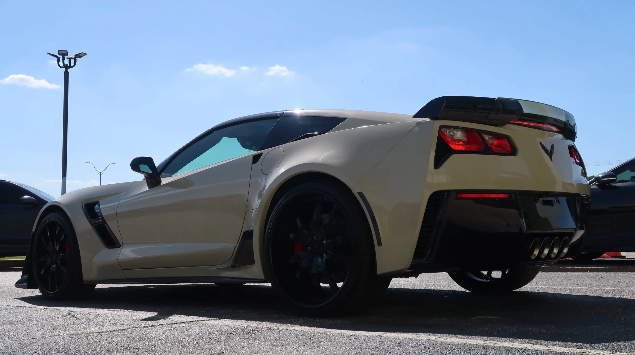 Used 2019 Chevrolet Corvette Grand Sport RWD image 11