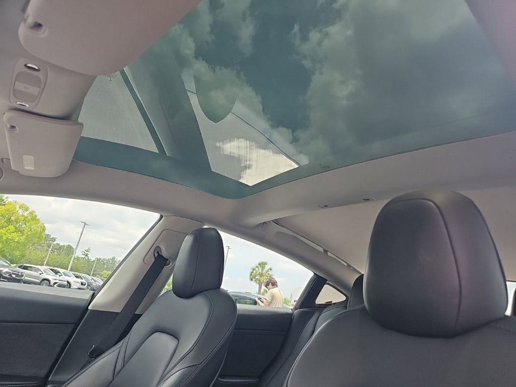 Used 2022 Tesla Model 3 RWD image 15