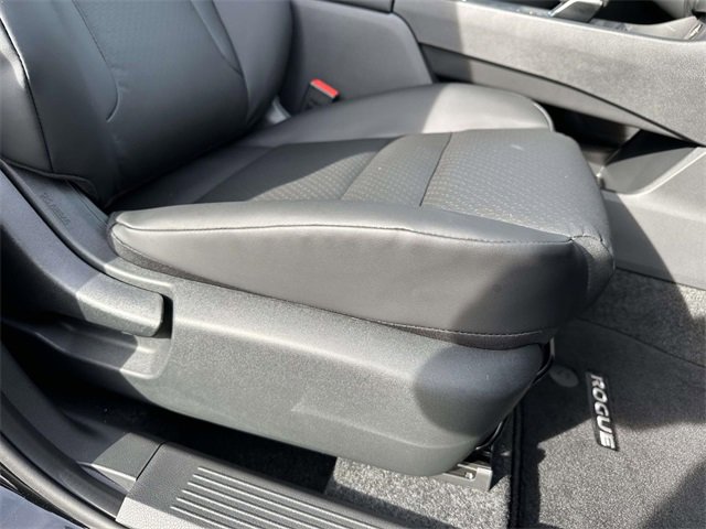 New 2026 Nissan Rogue SV w/ SV Premium Package image 9