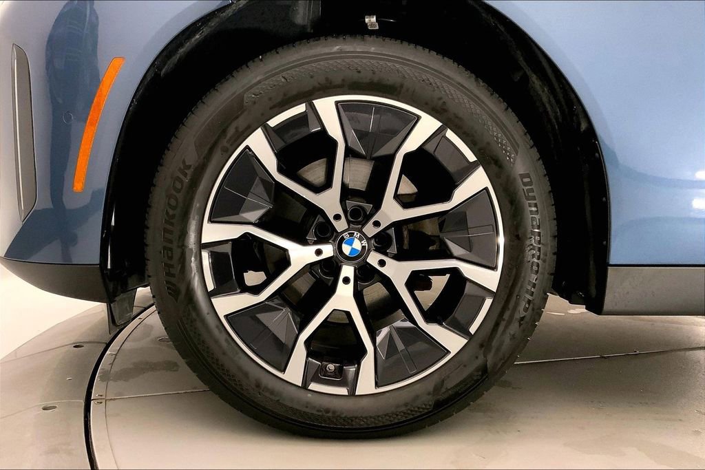 Certified 2025 BMW X3 xDrive30i image 8