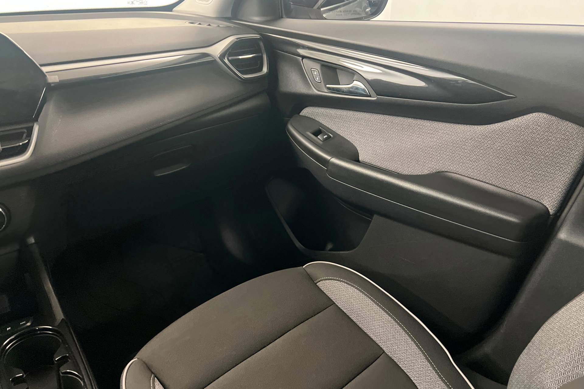 Certified 2024 Chevrolet TrailBlazer LS w/ LS Convenience Package image 11