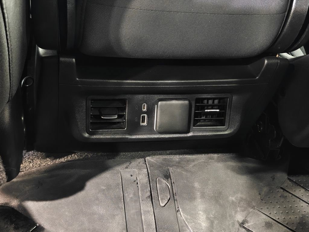 Used 2022 Chevrolet Silverado 1500 LT w/ Max Trailering Package image 30