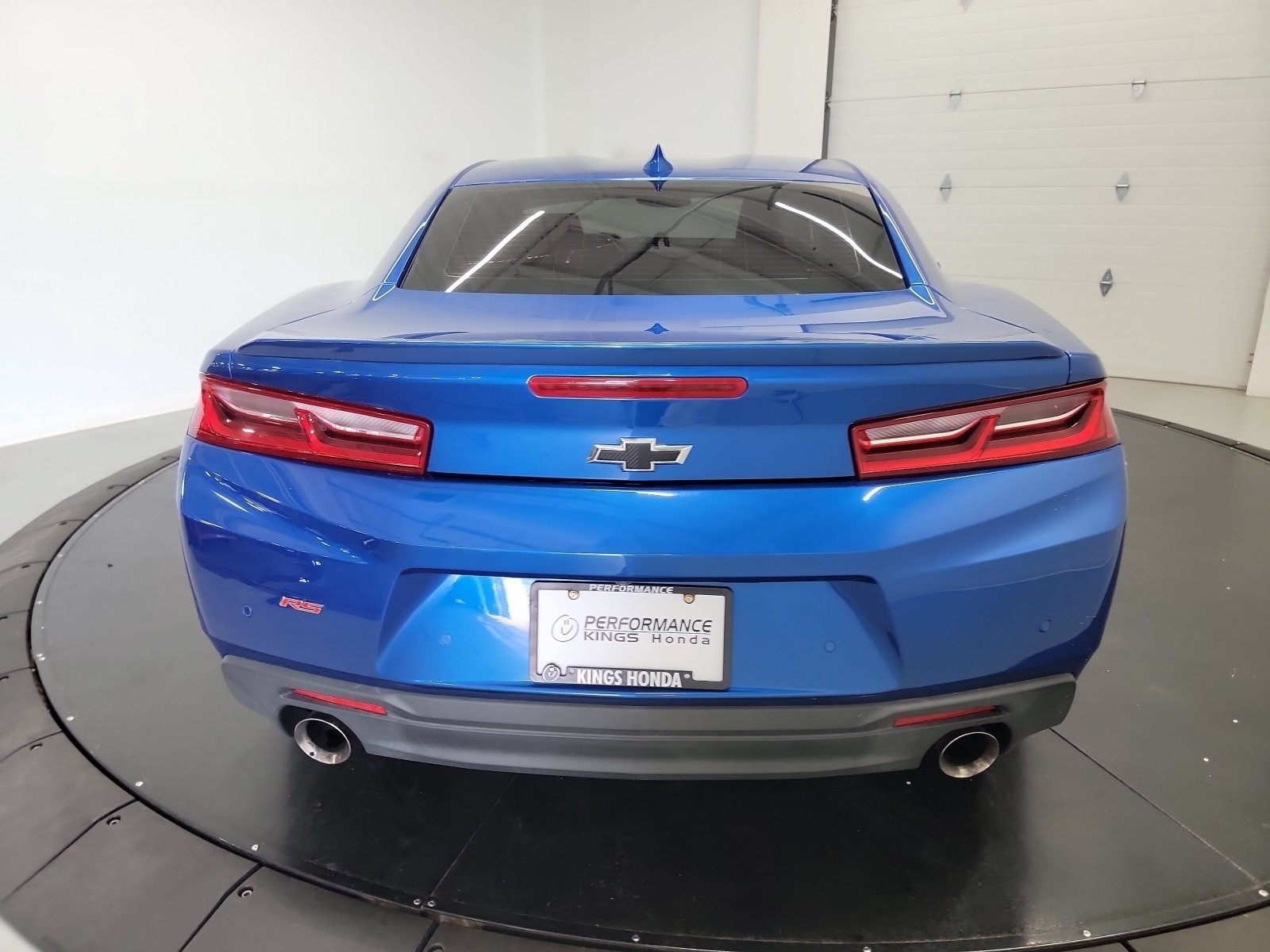 Used 2018 Chevrolet Camaro LT RWD image 8