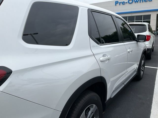 Used 2025 Honda Pilot EX-L image 5