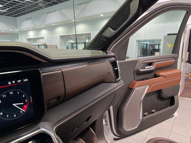 Used 2025 GMC Sierra 2500 Denali Ultimate w/ Max Trailering Package AWD/4WD image 27