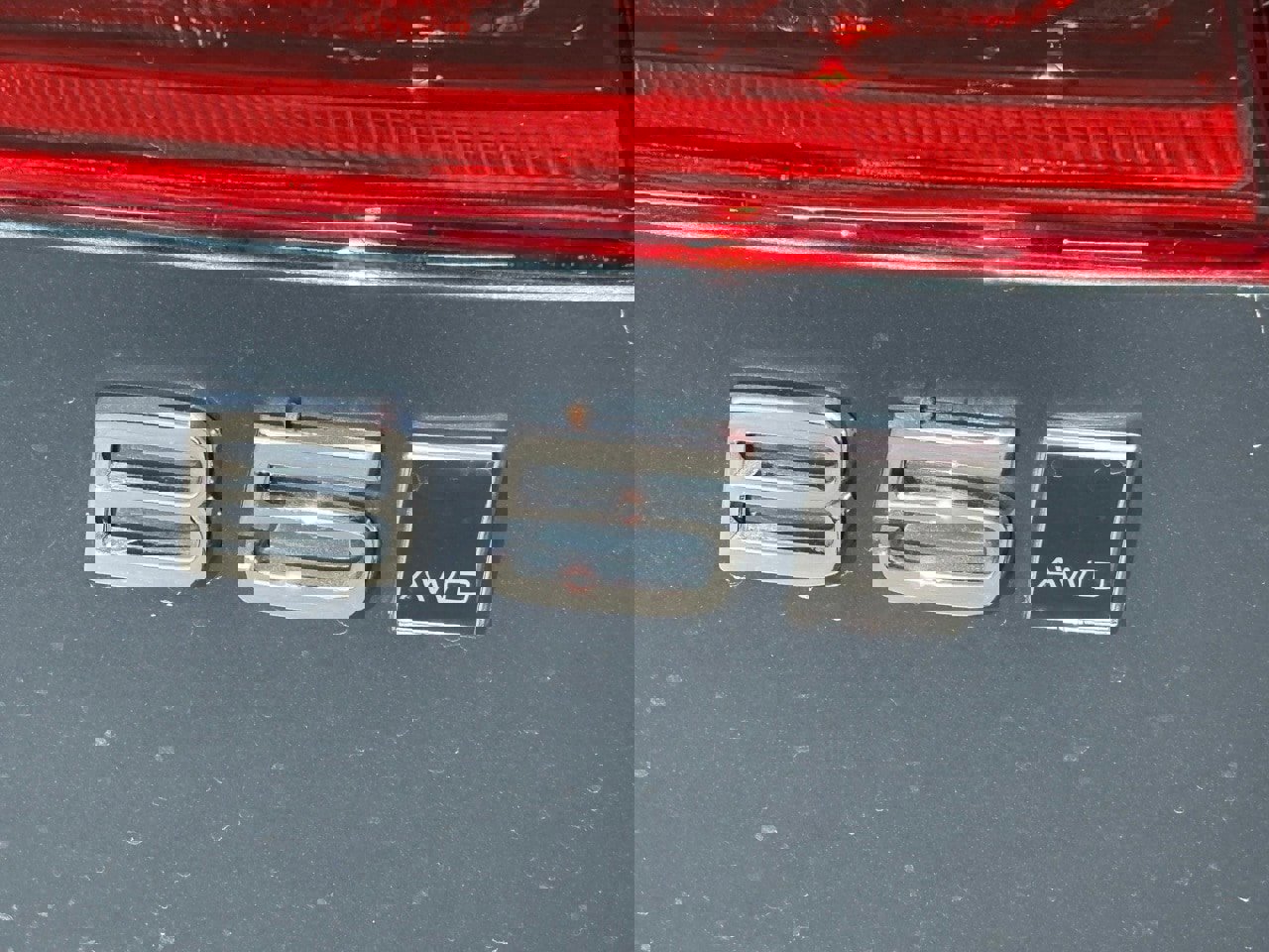 New 2026 Volvo XC60 B5 Ultra w/ Protection Package Premier image 9