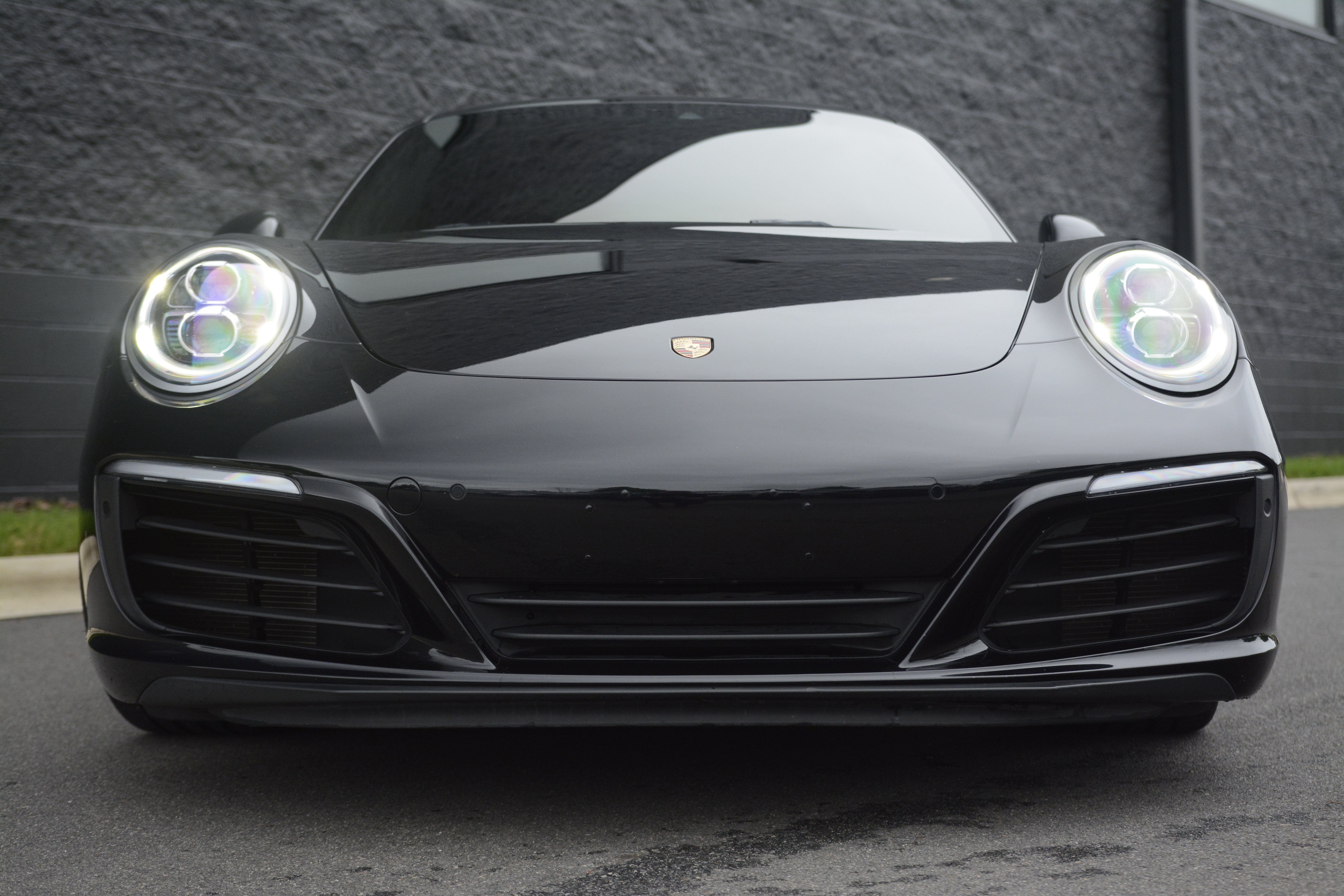 Certified 2018 Porsche 911 Carrera 4S AWD/4WD image 10
