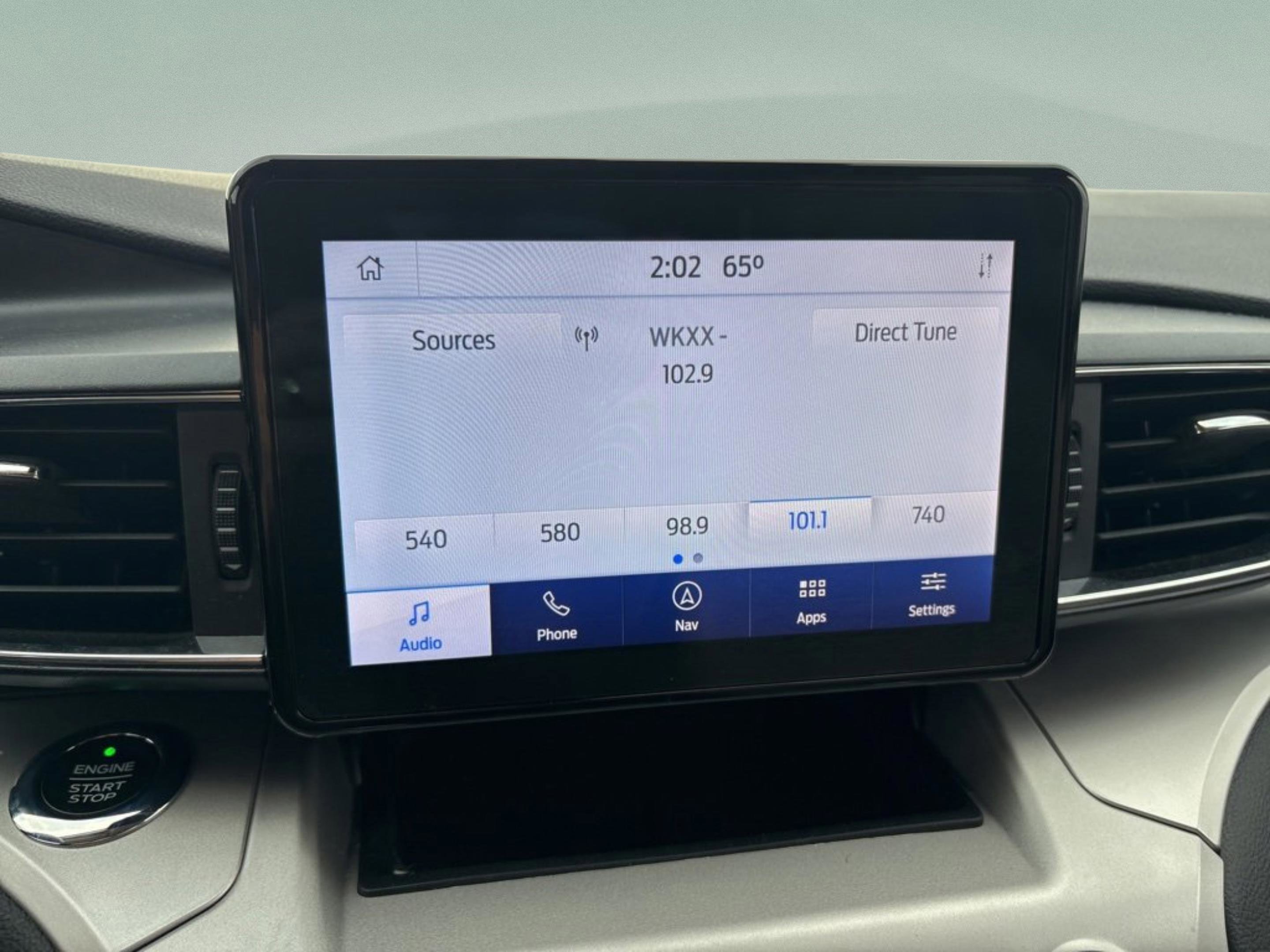 Used 2021 Ford Explorer XLT w/ Equipment Group 202A image 16