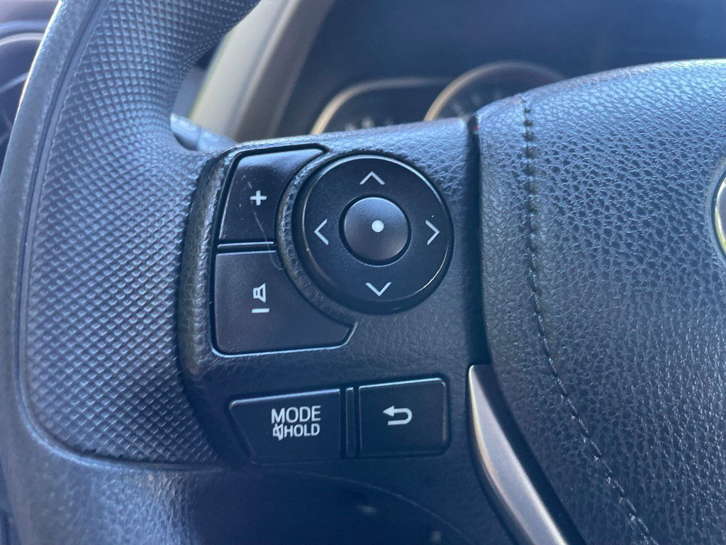 Used 2013 Toyota RAV4 LE AWD/4WD image 12