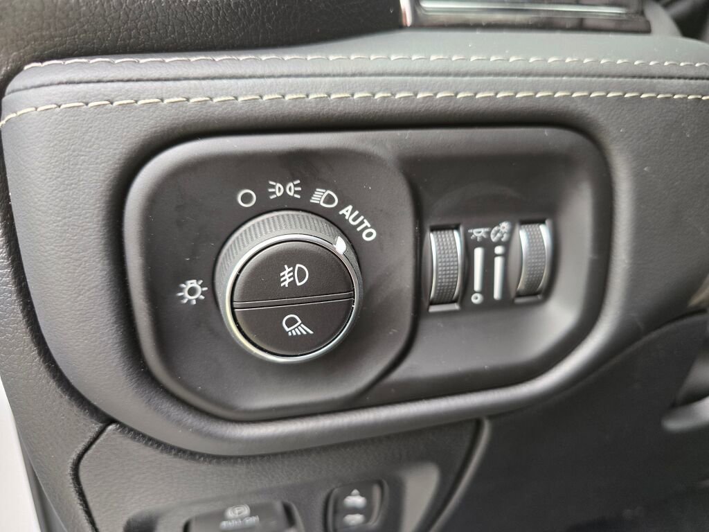 New 2026 RAM 1500 Limited image 27