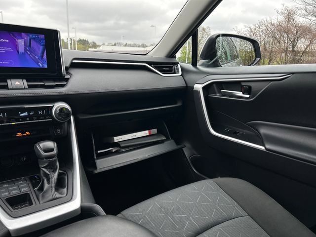 Used 2023 Toyota RAV4 XLE AWD/4WD image 20